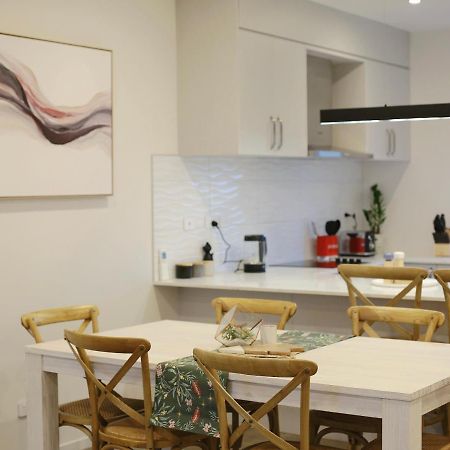 Cozy And Comfortable, Sunny Three-Storey Building Auckland Eksteriør bilde