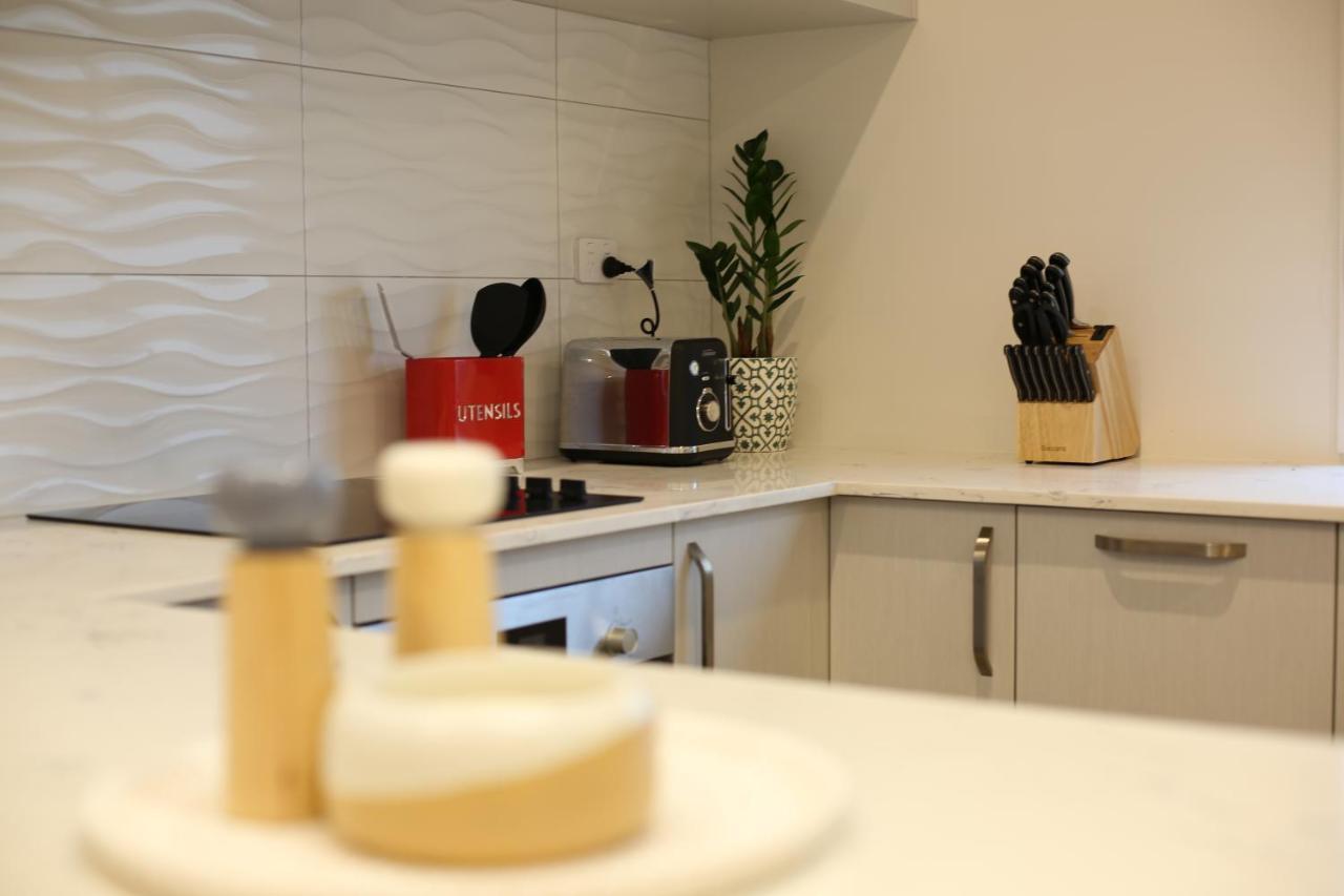 Cozy And Comfortable, Sunny Three-Storey Building Auckland Eksteriør bilde
