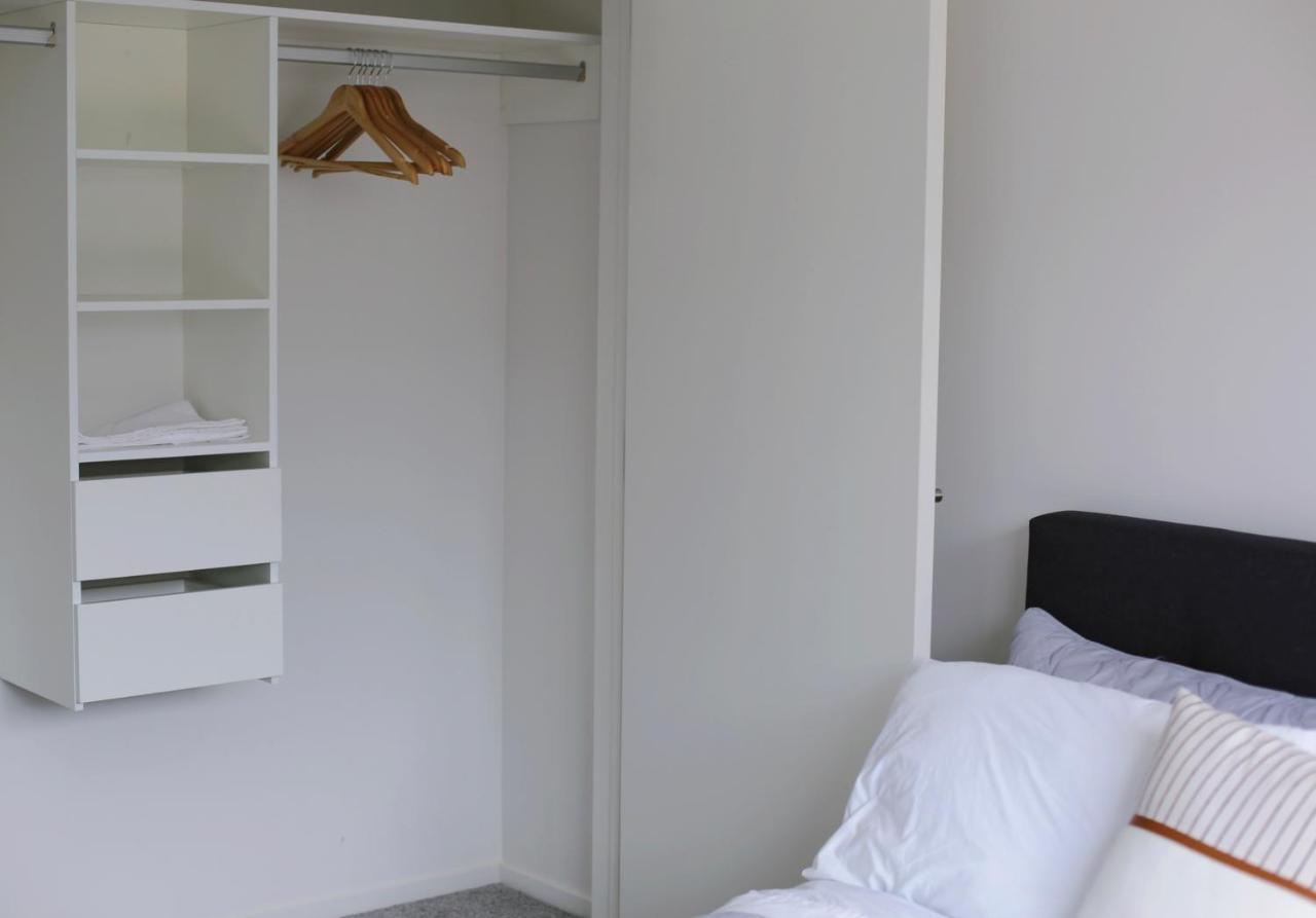 Cozy And Comfortable, Sunny Three-Storey Building Auckland Eksteriør bilde