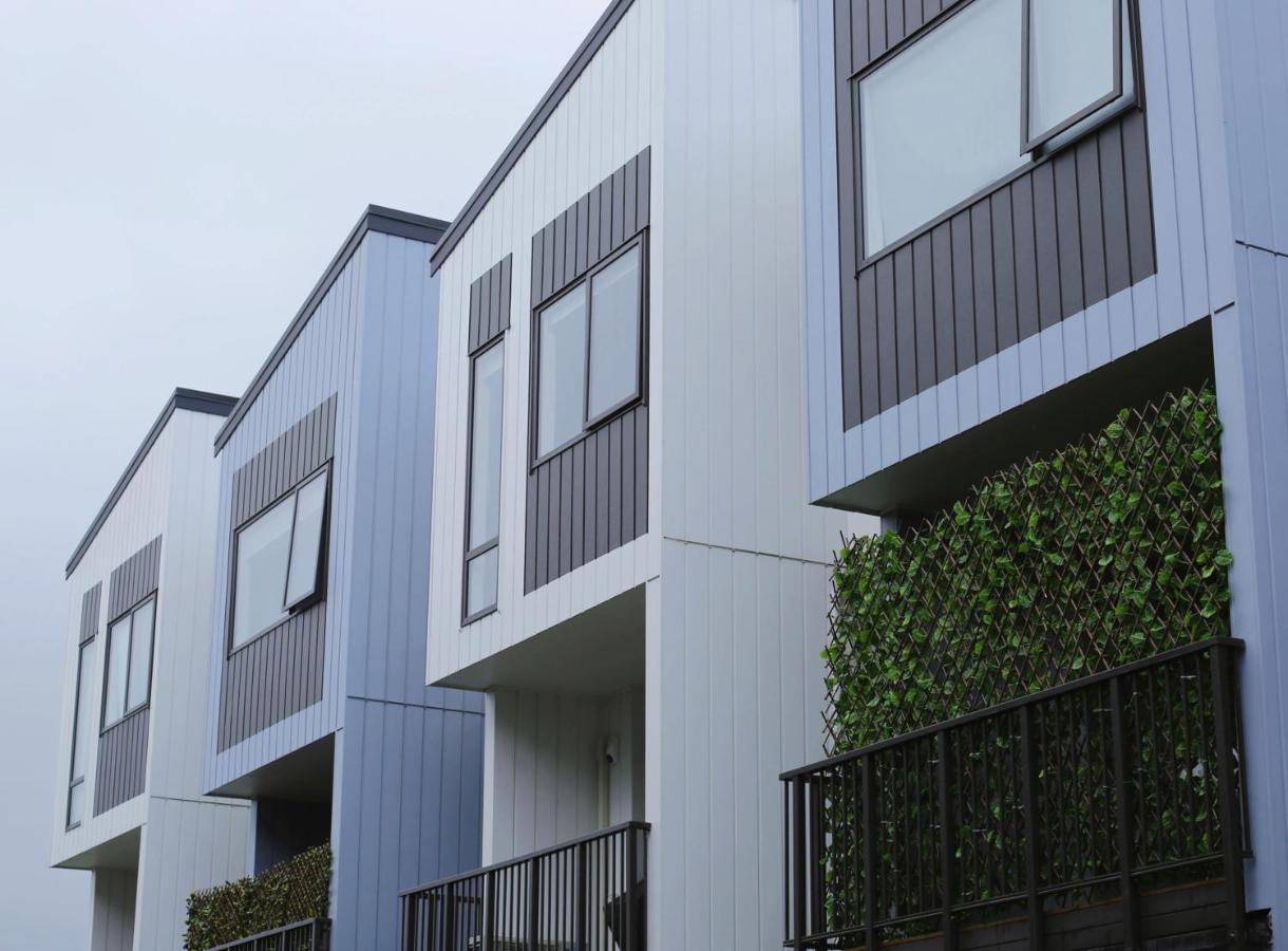 Cozy And Comfortable, Sunny Three-Storey Building Auckland Eksteriør bilde