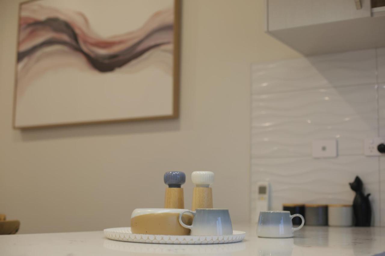Cozy And Comfortable, Sunny Three-Storey Building Auckland Eksteriør bilde