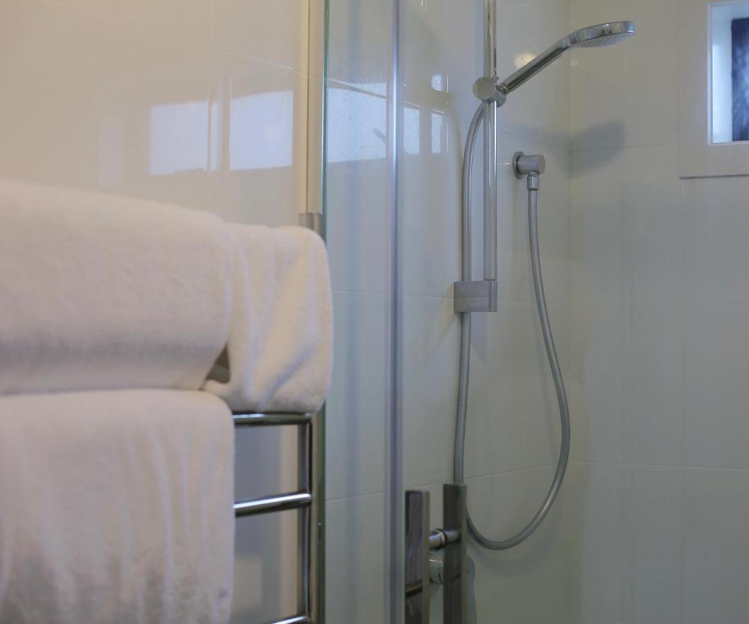 Cozy And Comfortable, Sunny Three-Storey Building Auckland Eksteriør bilde